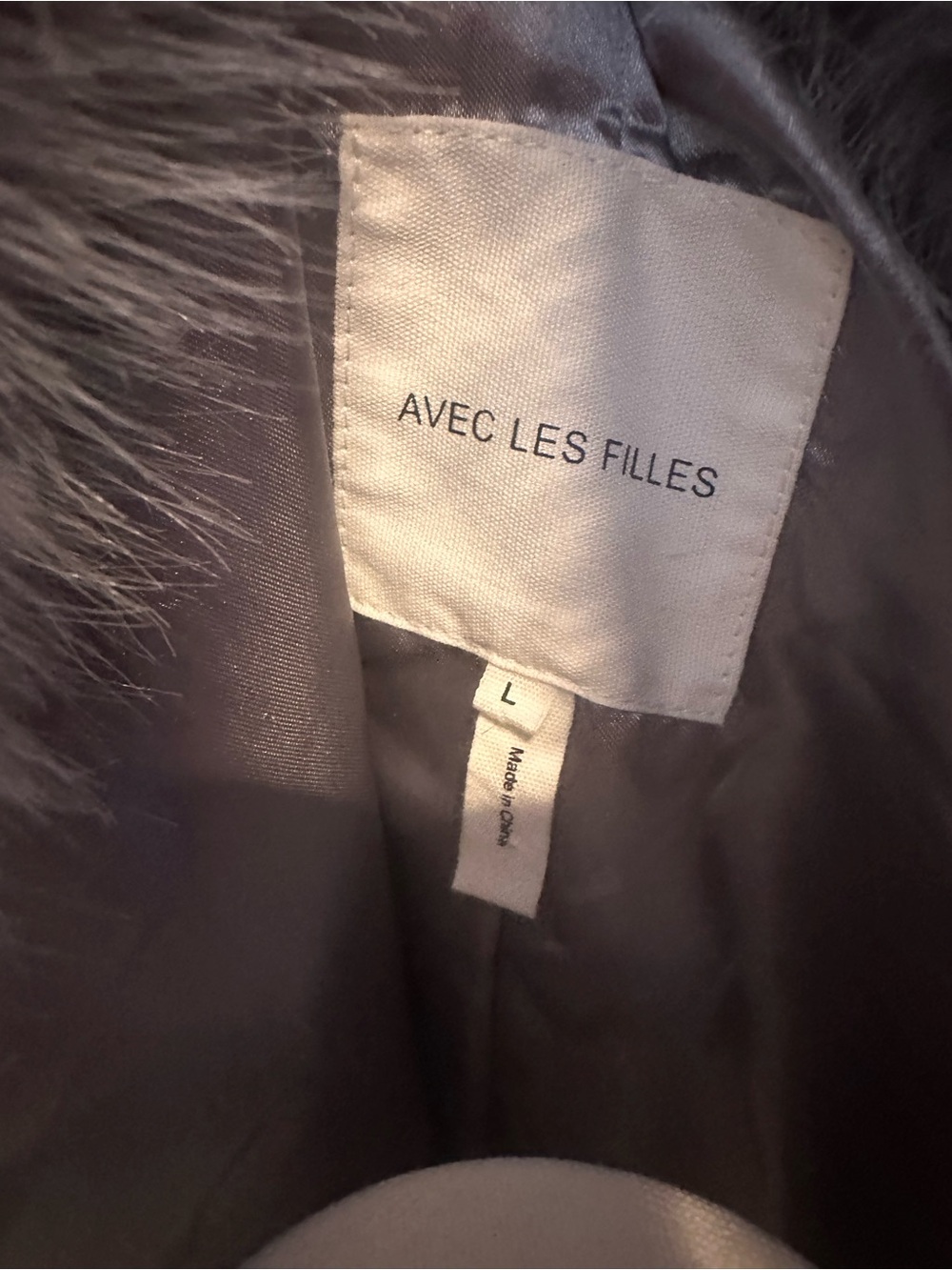 NWT 🆕 AVEC LES FILLES Fluffy Faux Fur Crop Jacket Size L Lined NWT Pockets - Picture 15 of 16